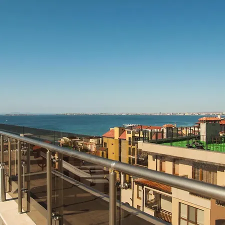 луксозен влас аристо شقة *