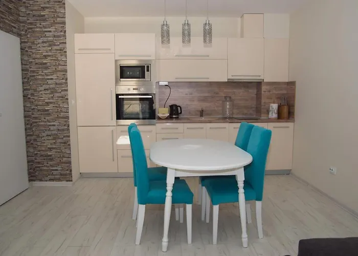 луксозен влас аристо * سفيتي فلاس