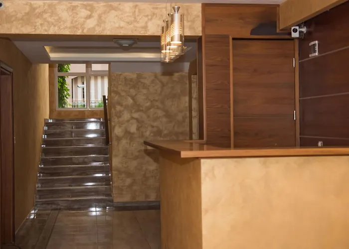 луксозен влас аристо شقة